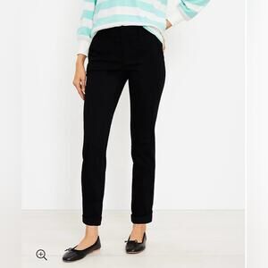 NWT LOFT black Girlfriend Chinos SZ 4
